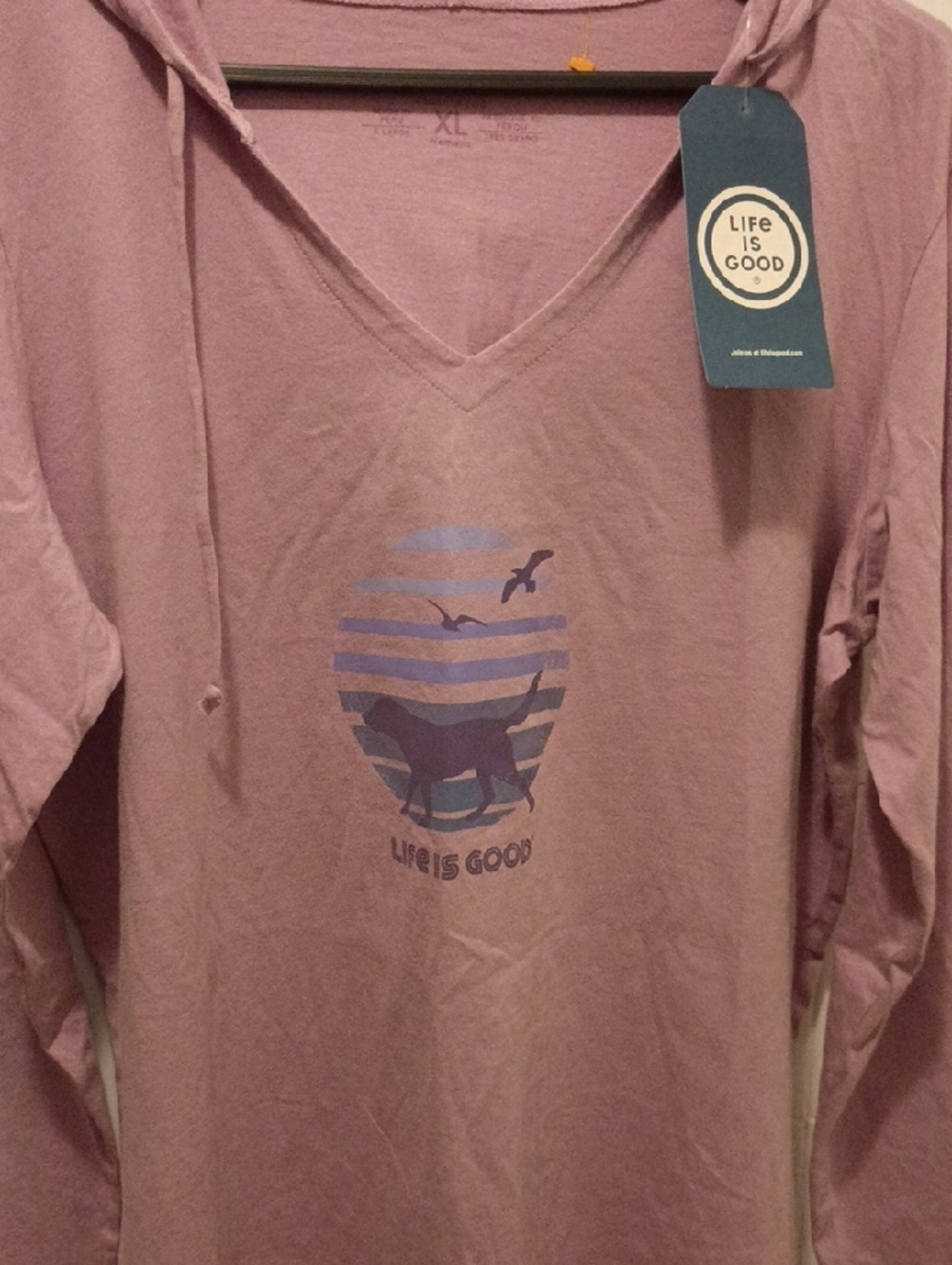Life Is Good Long-Sleeve V-Neck Hoody  Lavender with Blue Dog Graphic NWT,XL